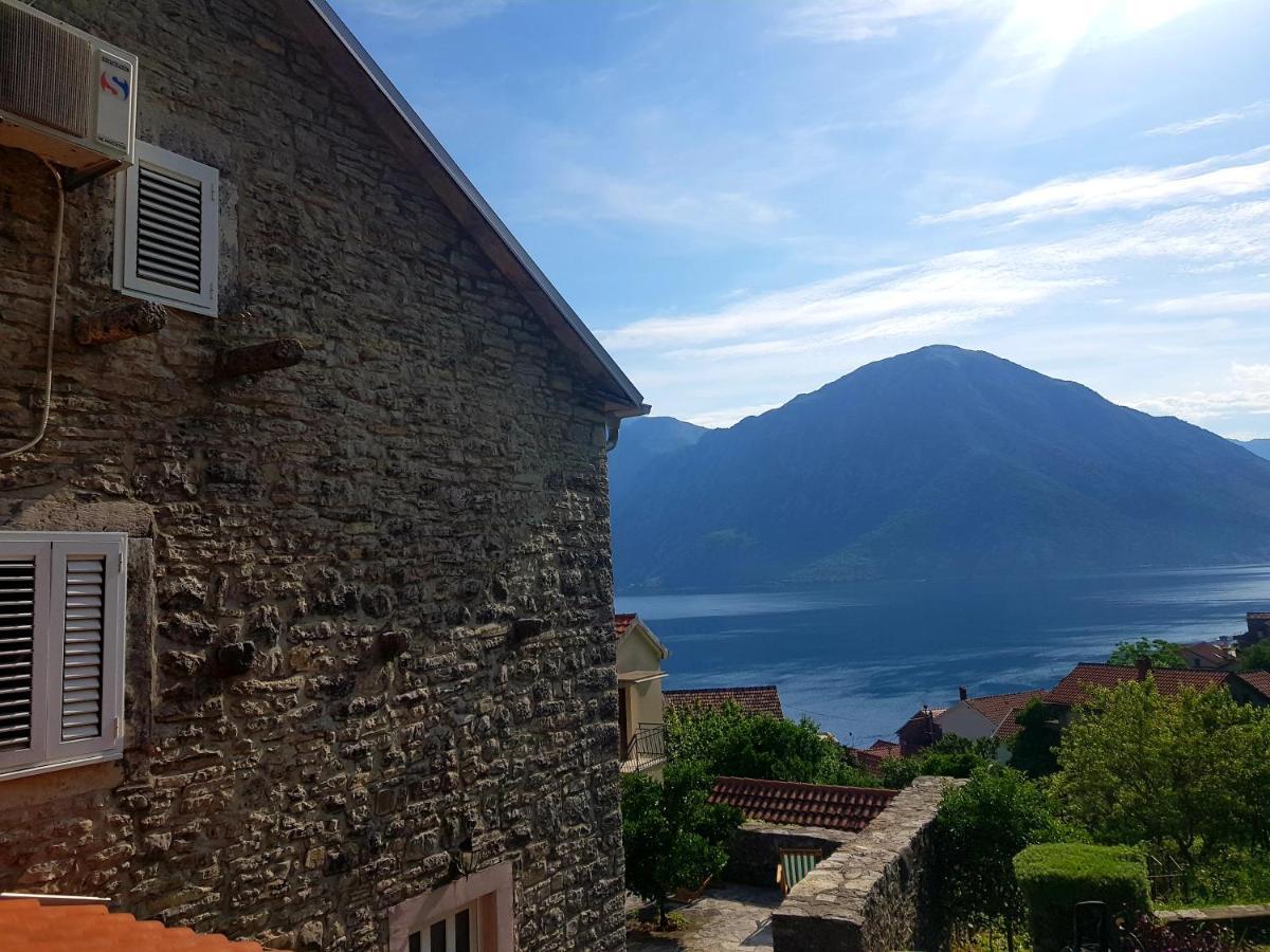 Guest House Maza Kotor Exterior foto